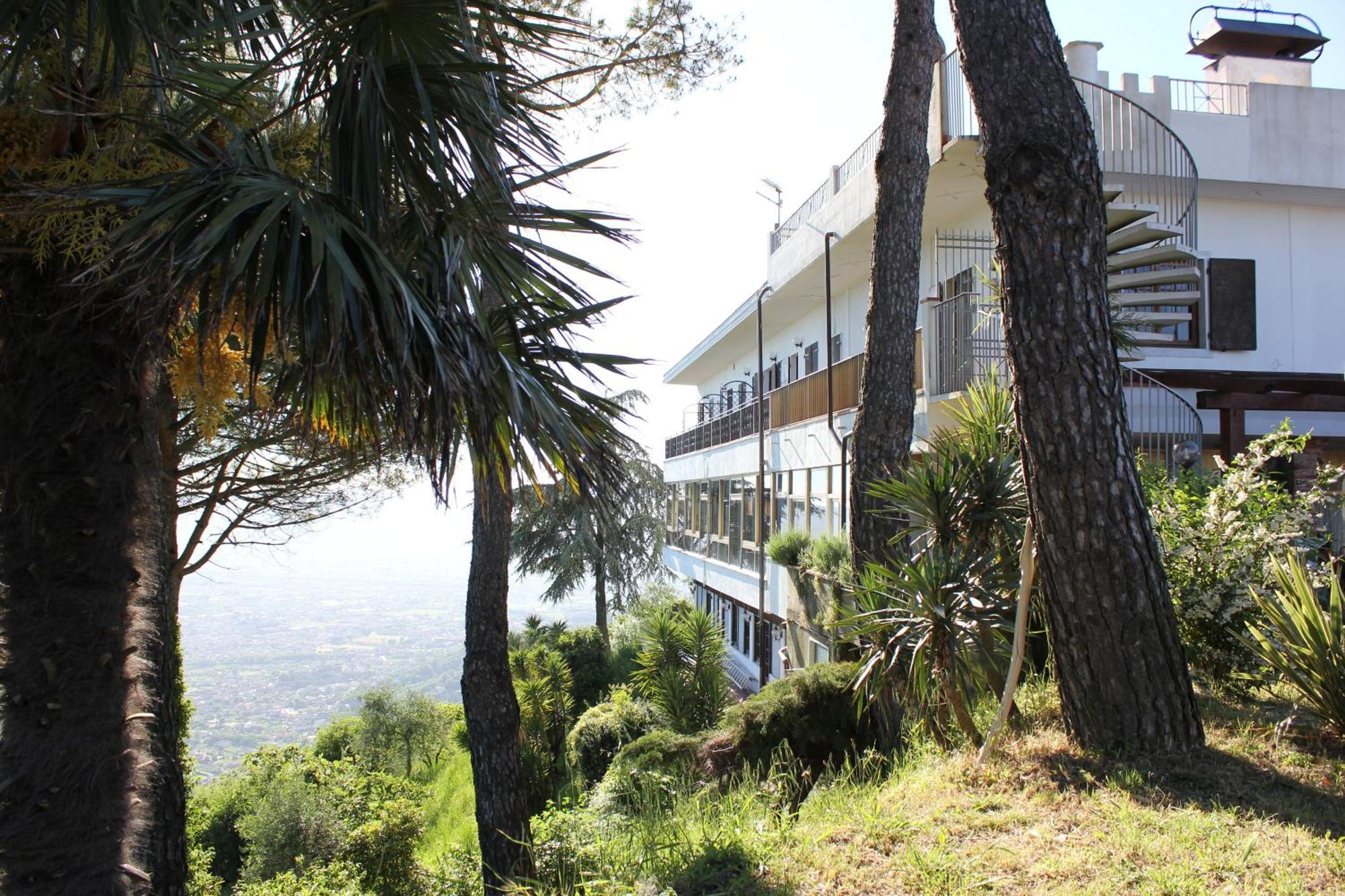 Hotel Ristorante Radar Carrara Dış mekan fotoğraf